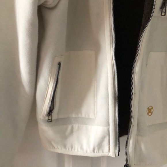 Ladies jacket - Picture 3 of 9